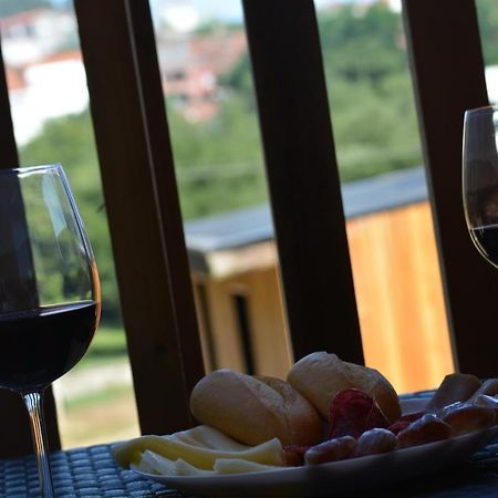 Cabanas Compostela - Cabana A Carballeira Сантьяго-де-Компостела Екстер'єр фото
